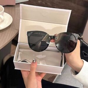<AUTHENTIC>Dior Black Tinted Cat Eye Shades